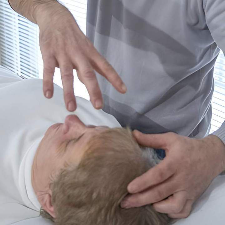 Je suis un guérisseur digne de confiance. Rendez-vous dans mon cabinet à Craponne.